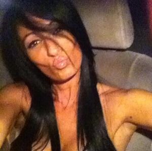 Meet your Posher, Arty